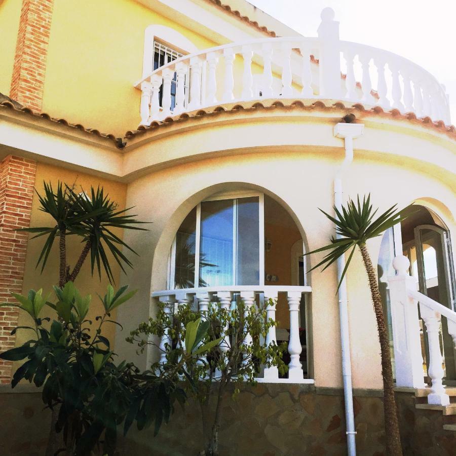Vickys Villa Puerto Marino Экстерьер фото